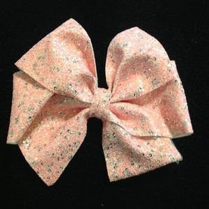 Hair bow